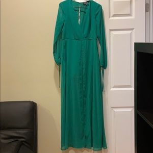 Lulu’s green romper